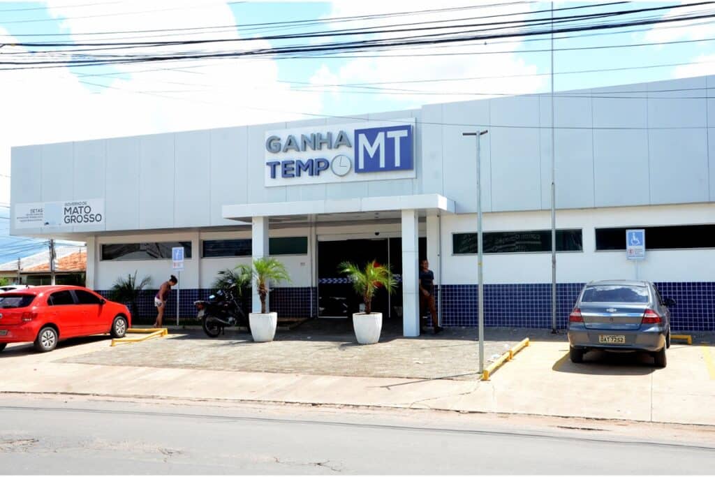 Fachada do Ganha Tempo MT, centro de serviços.